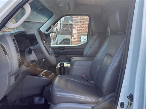 Used 2015 Nissan NV 2500 S High Roof w/ Power Package RWD image 7