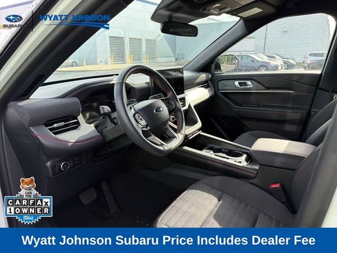 Used 2025 Ford Explorer ST-Line AWD/4WD image 11