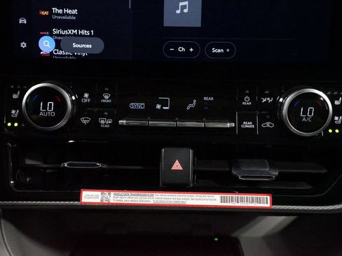 Certified 2026 Toyota Highlander Platinum AWD/4WD image 21