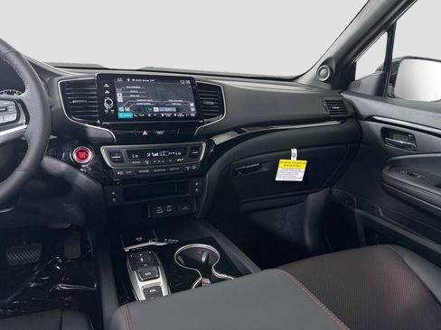 New 2025 Honda Ridgeline Black Edition image 18