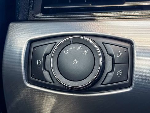 Used 2018 Ford Mustang Premium image 46