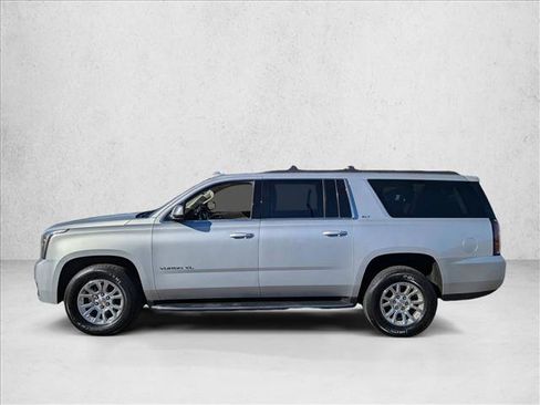 Used 2019 GMC Yukon XL SLT w/ Open Road Package image 8