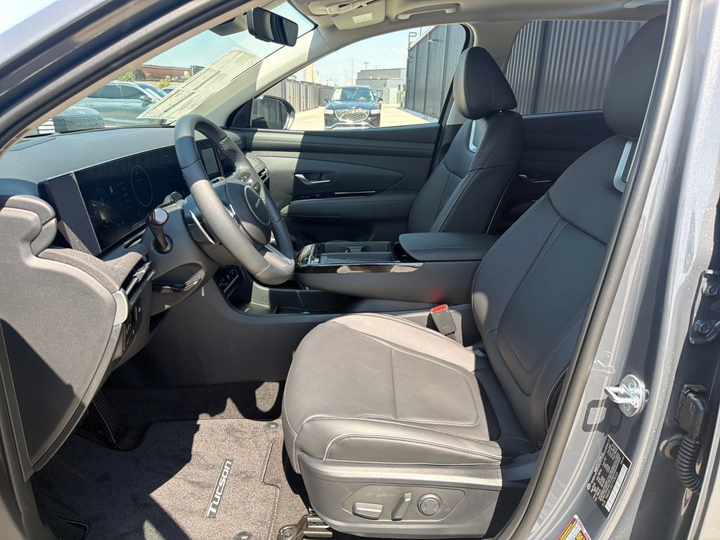 New 2026 Hyundai Tucson Limited AWD/4WD image 15