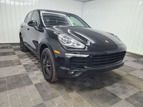 Used 2017 Porsche Cayenne AWD/4WD image 14
