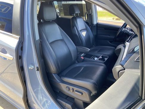 Used 2023 Honda Odyssey Touring image 19
