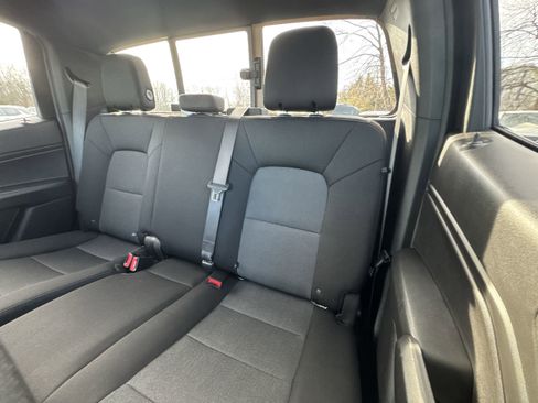 Used 2025 Chevrolet Colorado Trail Boss image 26