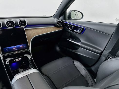 Used 2024 Mercedes-Benz C 300 Sedan image 24