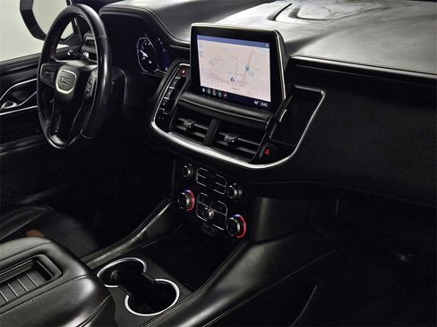 Used 2021 GMC Yukon XL AT4 w/ AT4 Premium Plus Package image 32