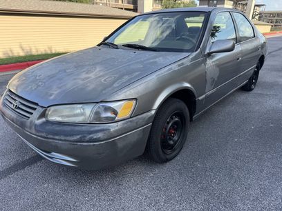 Used 1999 Toyota Camry LE
