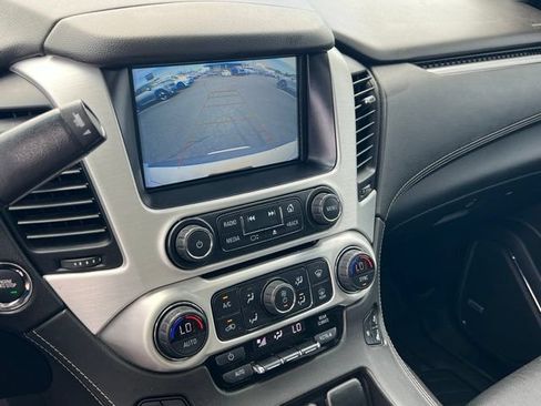 Used 2019 GMC Yukon XL SLT AWD/4WD image 22
