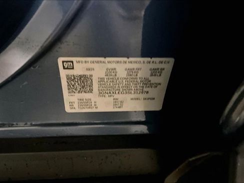 Certified 2025 Chevrolet Equinox RS FWD image 31