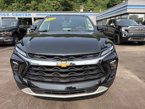 Used 2025 Chevrolet Blazer LT AWD/4WD image 11