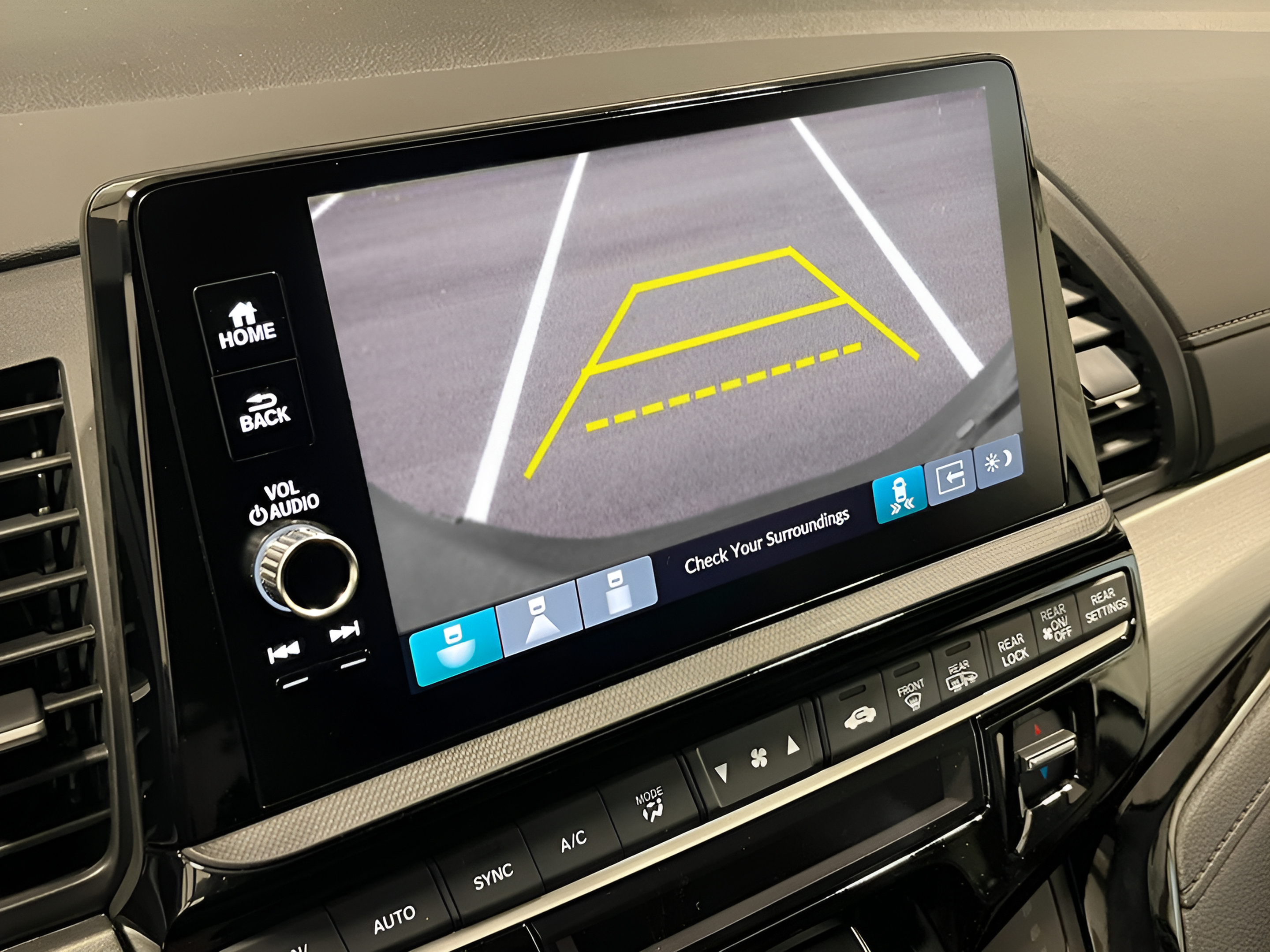 New 2027 Honda Odyssey Touring image 18