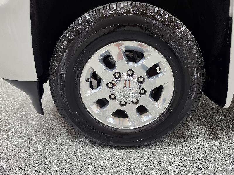 Used 2015 Chevrolet Silverado 3500 High Country w/ Duramax Plus Package AWD/4WD image 11