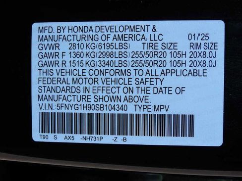 Used 2025 Honda Pilot Black Edition image 38