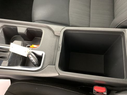 Used 2022 Nissan Sentra SV FWD image 29