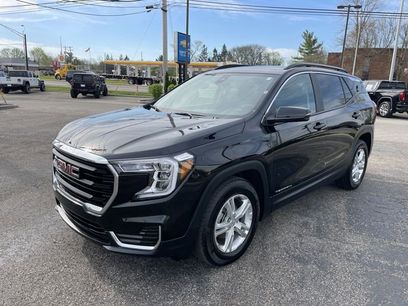 Used 2023 GMC Terrain SLE w/ Driver Convenience Package
