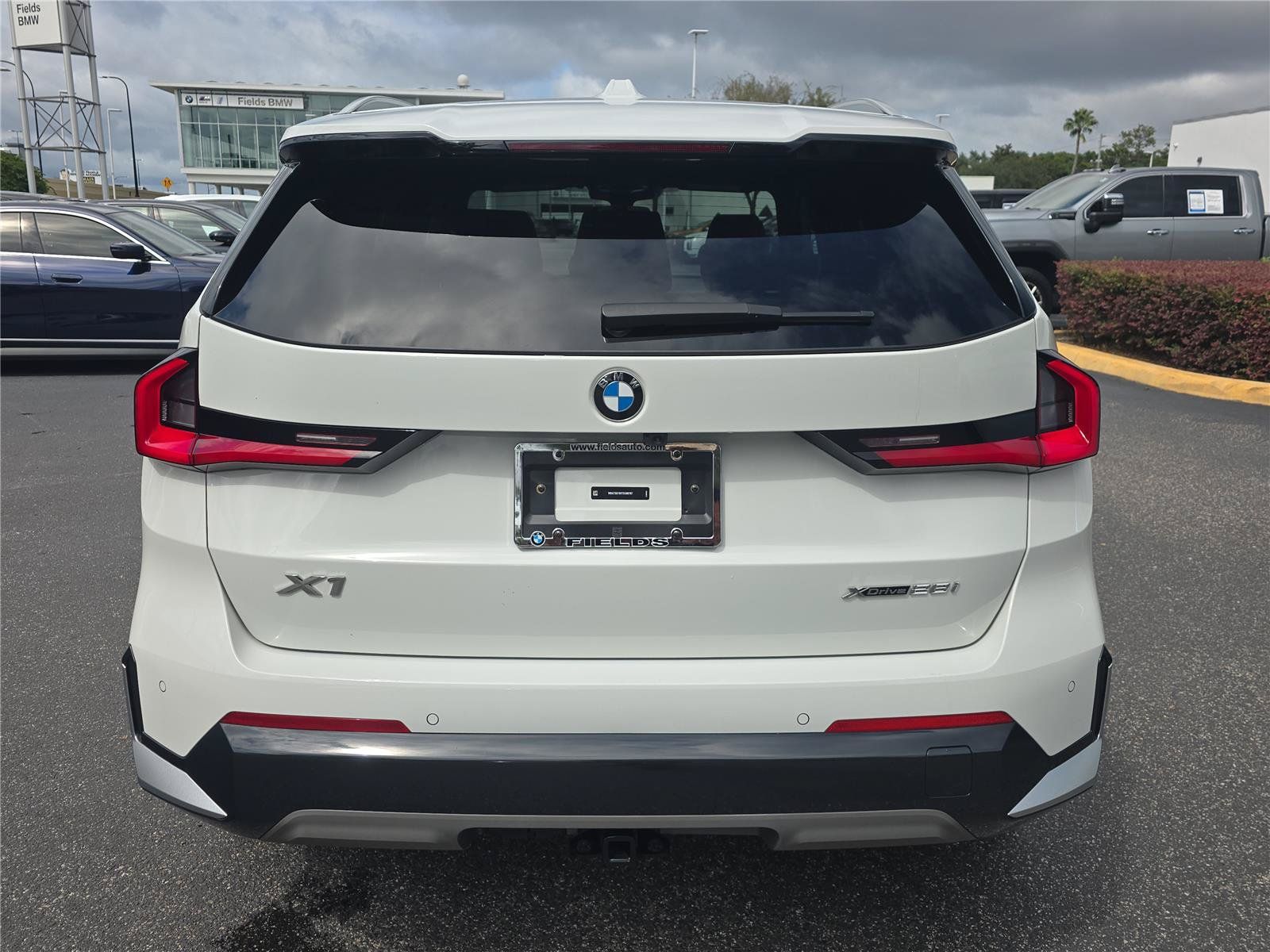Certified 2026 BMW X1 xDrive28i w/ Technology Package AWD/4WD image 3
