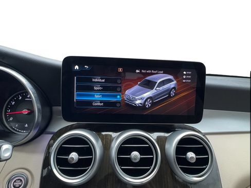 Used 2021 Mercedes-Benz GLC 300 image 45