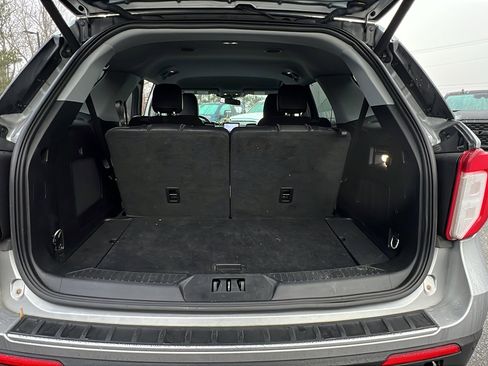 Used 2023 Ford Explorer Limited w/ Equipment Group 301A image 13