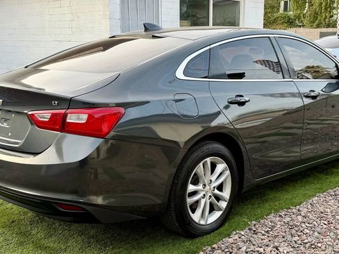 Used 2018 Chevrolet Malibu LT image 4