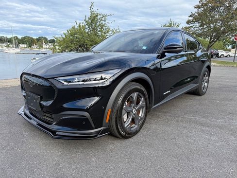 Used 2023 Ford Mustang Mach-E Select image 1