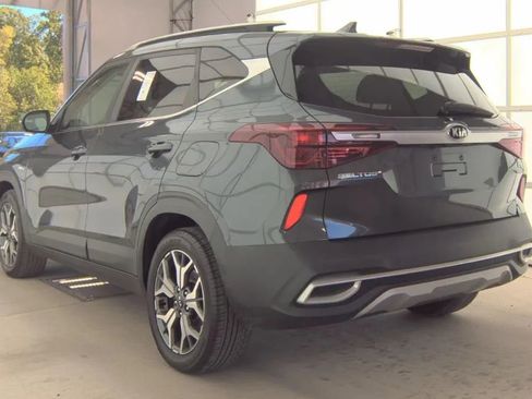 Used 2021 Kia Seltos EX AWD/4WD image 8