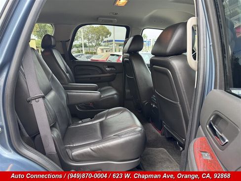 Used 2010 Cadillac Escalade 2WD image 8
