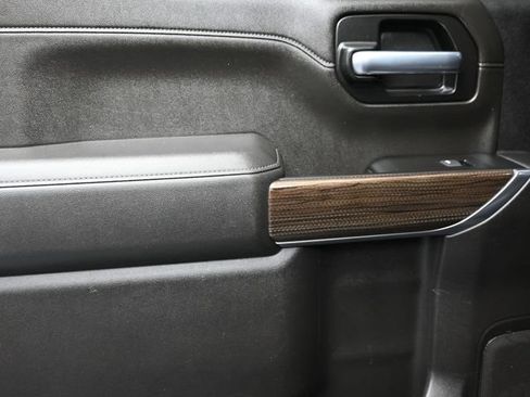 Used 2022 Chevrolet Silverado 1500 LT AWD/4WD image 19