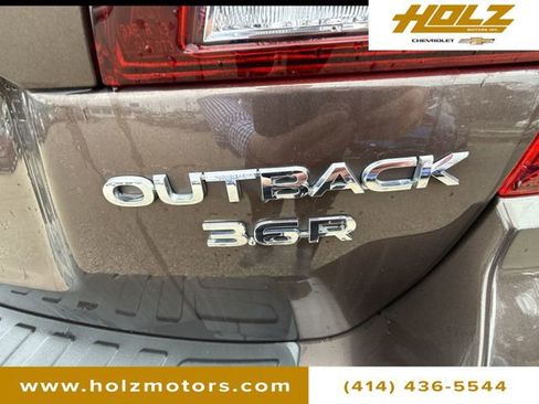 Used 2019 Subaru Outback 3.6R Touring image 33