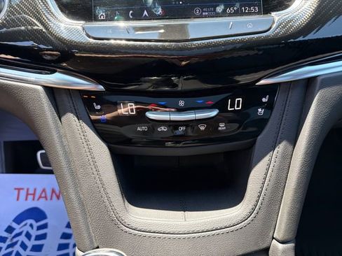 Certified 2025 Cadillac XT6 Sport w/ Technology Package AWD/4WD image 28
