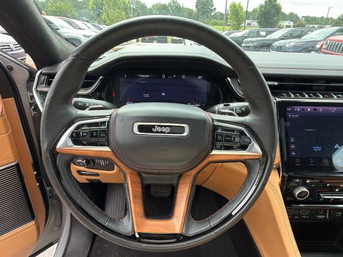 Certified 2025 Jeep Grand Cherokee L Summit AWD/4WD image 29