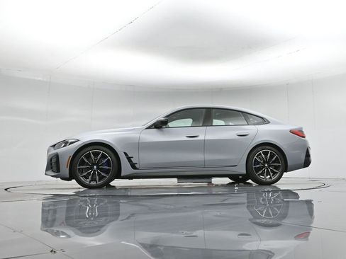 Used 2025 BMW i4 eDrive40 w/ M Sport Package image 6