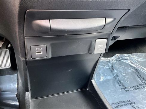 Used 2024 Honda Odyssey EX-L image 34