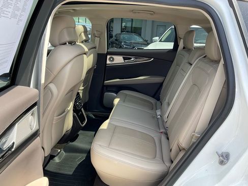 Used 2023 Lincoln Nautilus Reserve w/ Equipment Group 202A AWD/4WD image 21