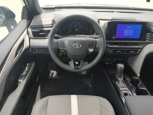 Certified 2025 Toyota Camry SE image 15