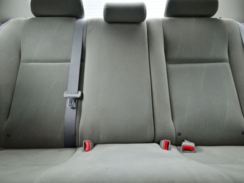 Used 2012 Toyota Corolla LE FWD image 13