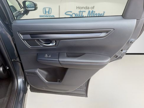 Certified 2025 Honda CR-V Sport image 30