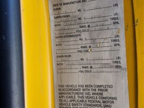 Used 2016 GMC Savana 3500 Extended image 12