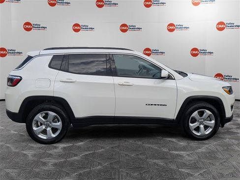 Certified 2021 Jeep Compass Latitude image 4