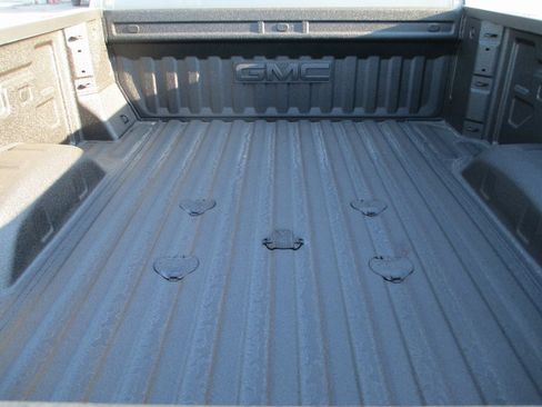 New 2026 GMC Sierra 2500 AT4 w/ AT4 Premium Plus Package image 6