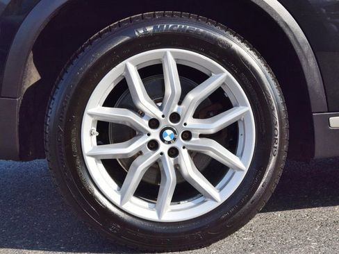 Used 2023 BMW X5 xDrive40i w/ Premium Package image 38