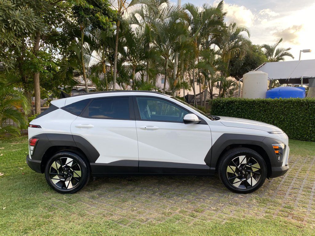 Used 2024 Hyundai Kona SEL FWD image 8