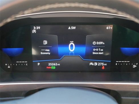 Certified 2022 Volkswagen Tiguan SE image 28