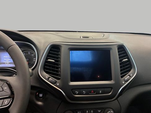 Used 2023 Jeep Cherokee Altitude Lux AWD/4WD image 13