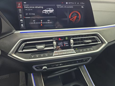 Used 2022 BMW X5 xDrive40i w/ Climate Comfort Package image 20