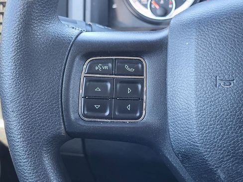 Used 2018 RAM 1500 Classic SLT AWD/4WD image 19