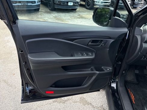 Used 2024 Honda Ridgeline TrailSport image 13