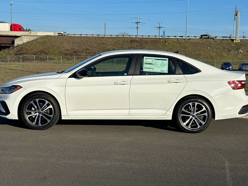 New 2026 Volkswagen Jetta Sport FWD image 6
