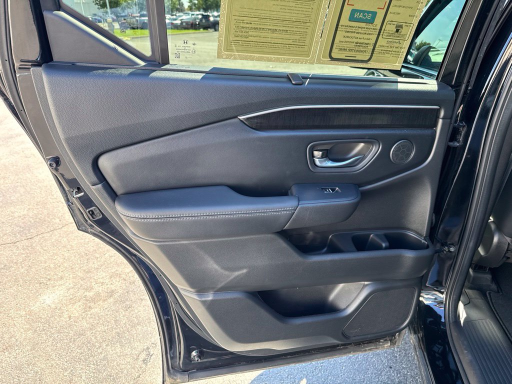 Certified 2023 Honda Pilot Elite image 36